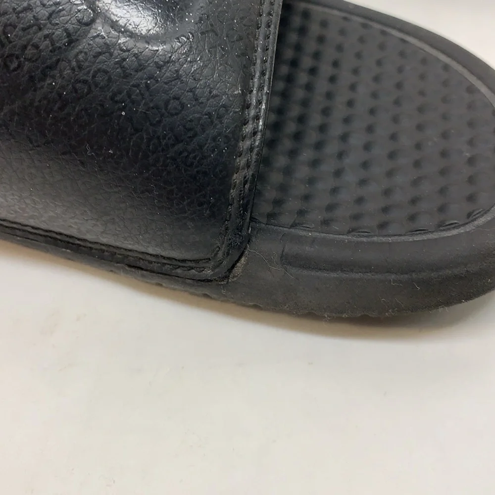 Nike men’s black sandals 343880 size 8